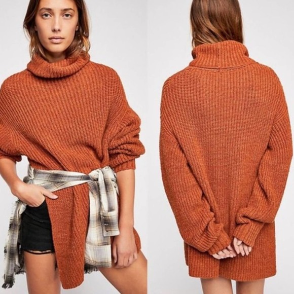 Free People Sweaters - FREE PEOPLE Eleven Turtleneck Sweater Cocoa Tan